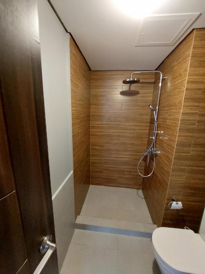 Le 10 The Radiance Manila Bay Aparthotel Пасай Екстериор снимка