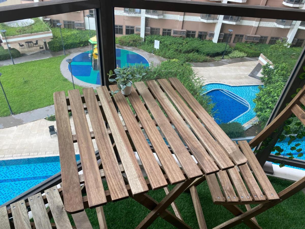 Le 10 The Radiance Manila Bay Aparthotel Пасай Екстериор снимка